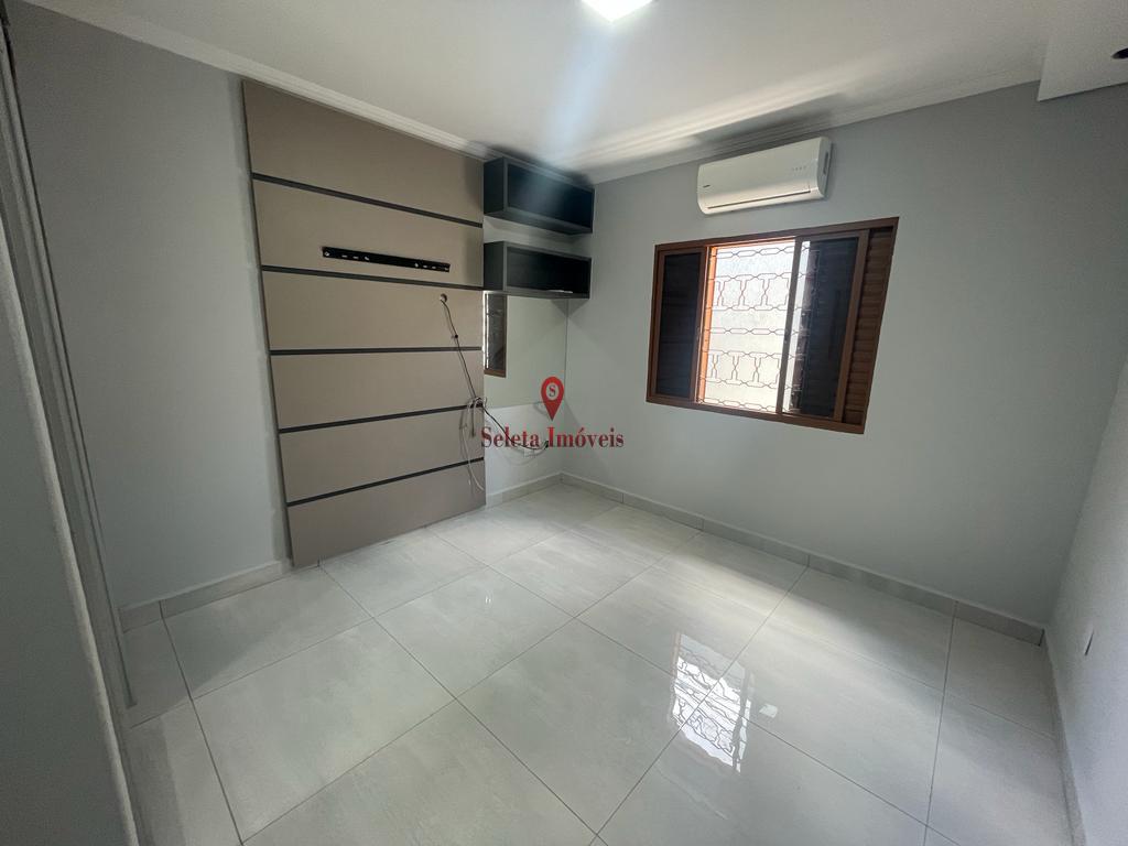 Casa à venda com 2 quartos, 90m² - Foto 12