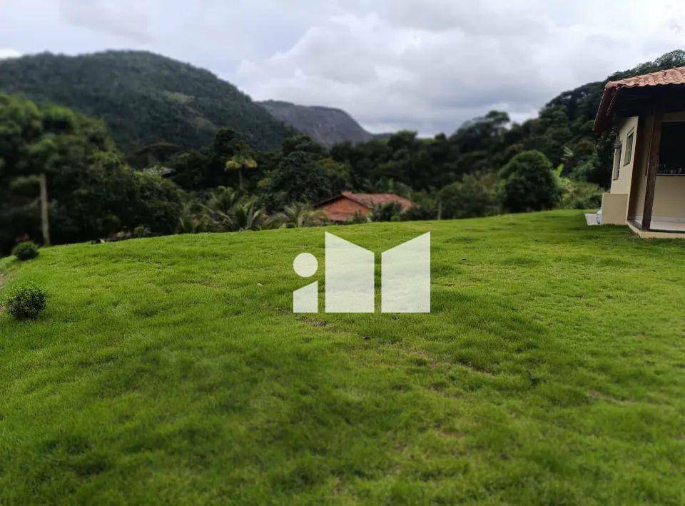 Casa à venda com 3 quartos, 143m² - Foto 2