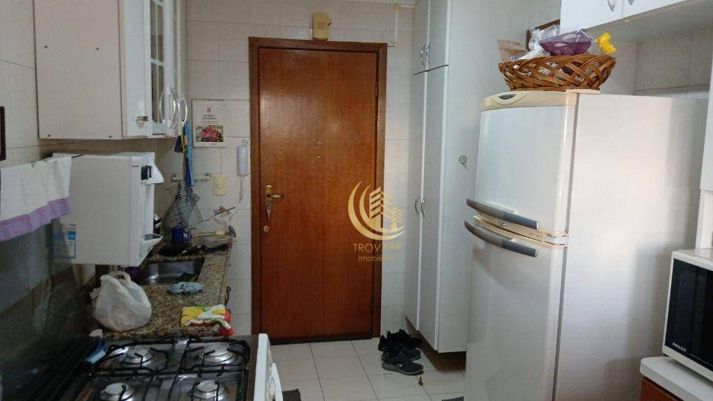 Apartamento à venda com 2 quartos, 75m² - Foto 8