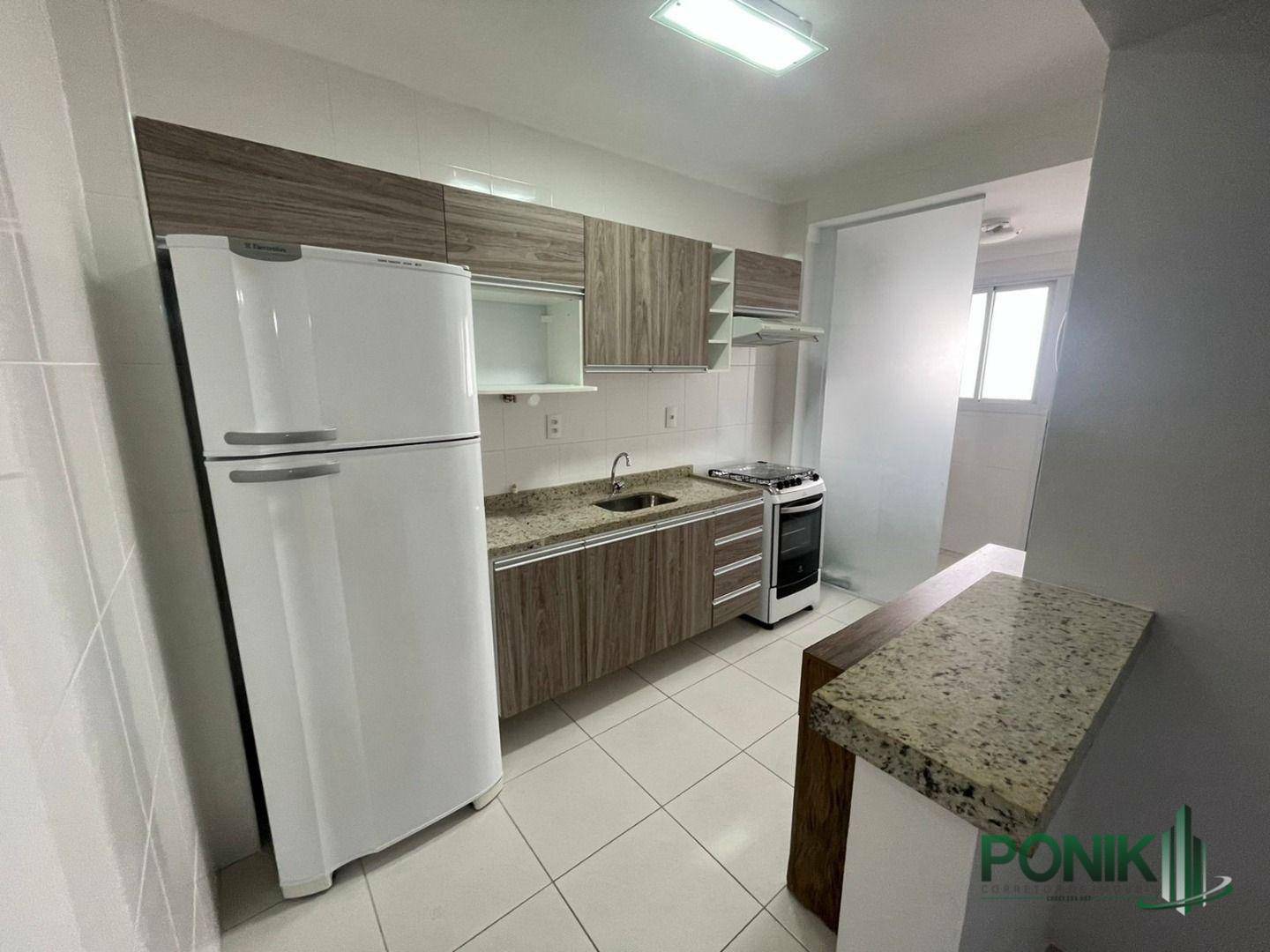 Apartamento à venda com 2 quartos, 78m² - Foto 10