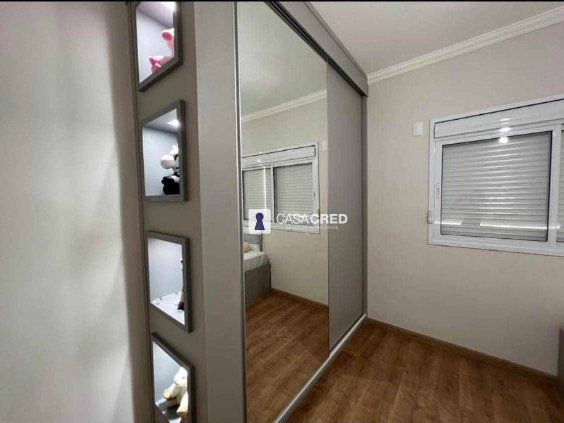 Casa à venda com 3 quartos, 220m² - Foto 7