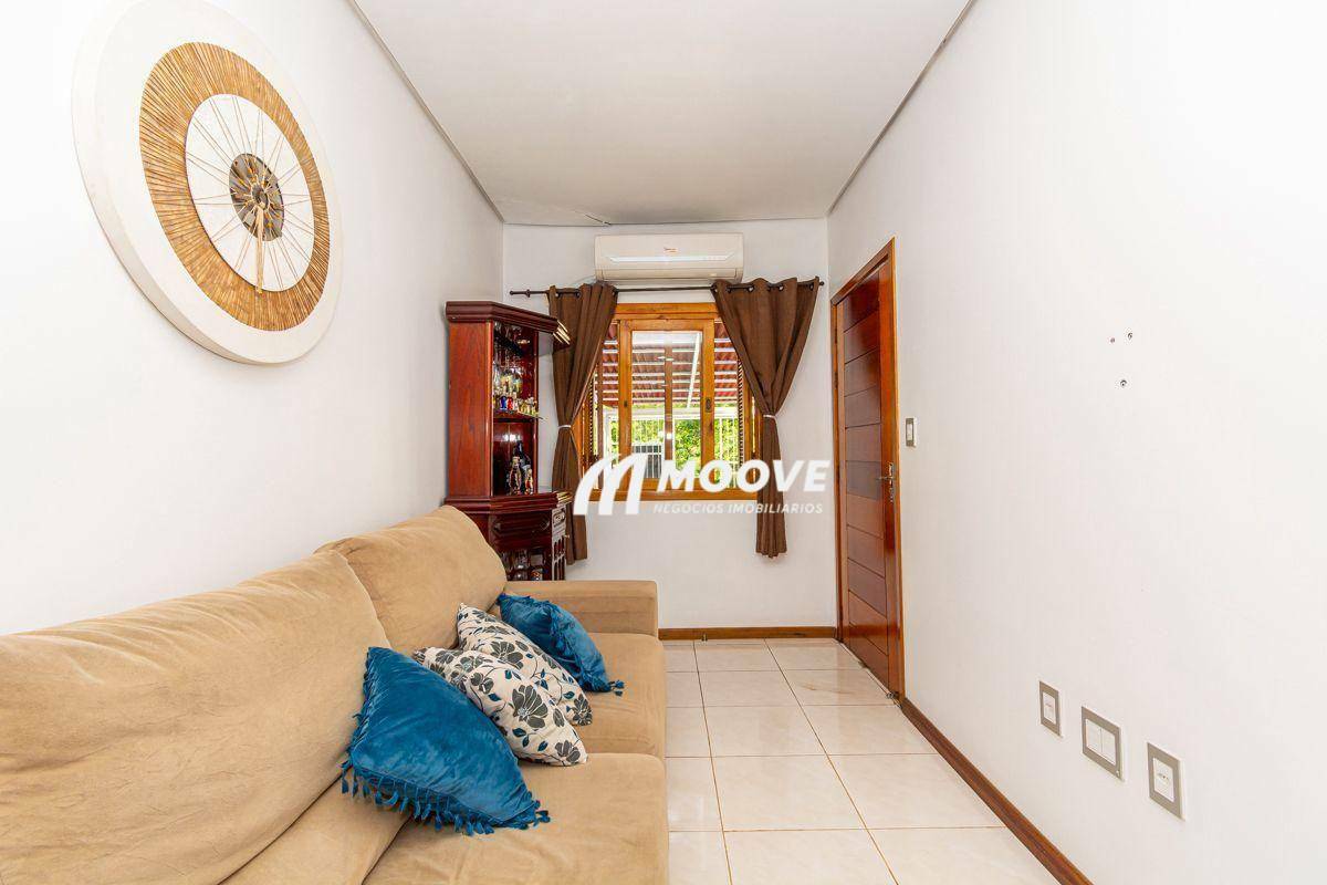 Casa à venda com 2 quartos, 90m² - Foto 2