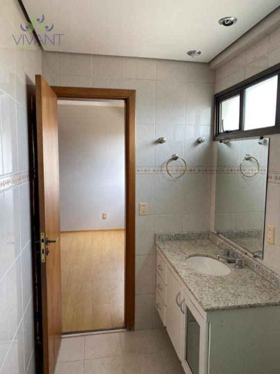 Apartamento à venda com 3 quartos, 219m² - Foto 6