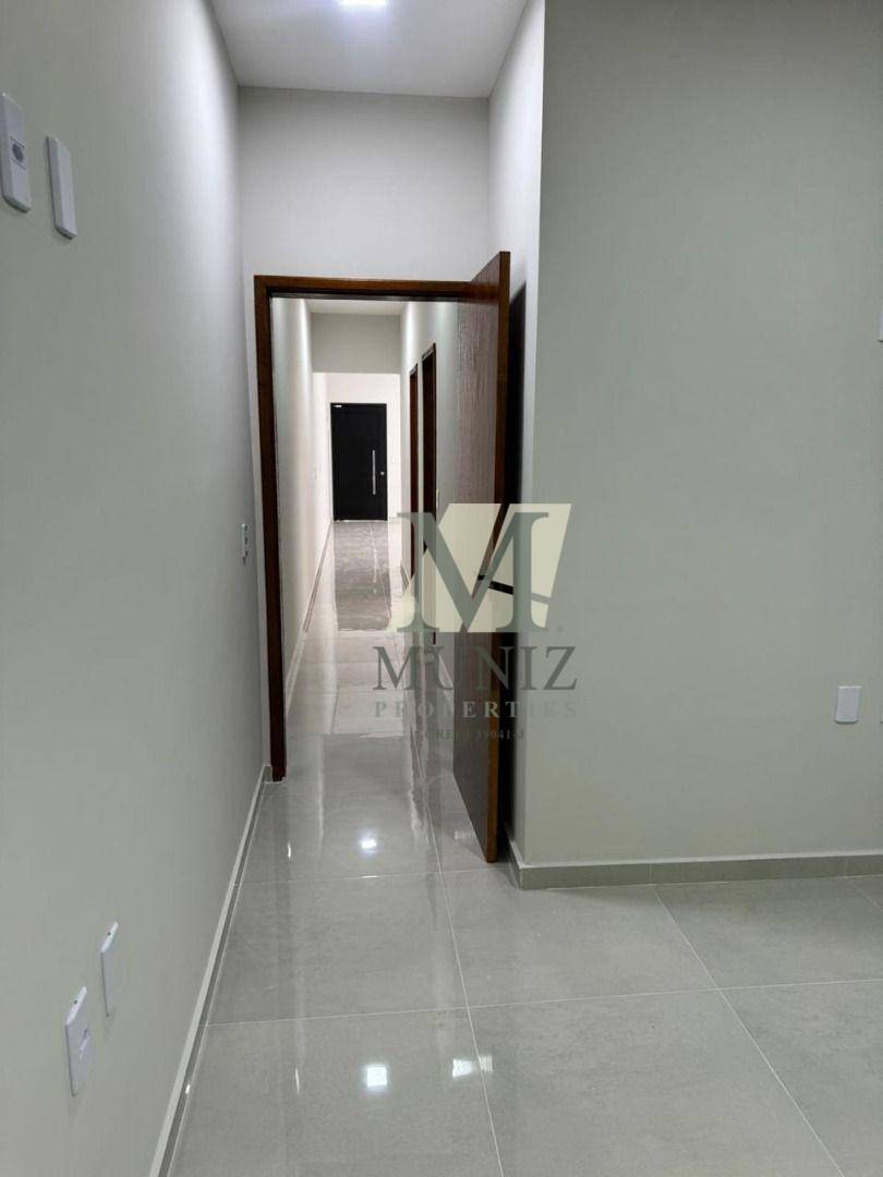 Casa à venda com 2 quartos, 100m² - Foto 8