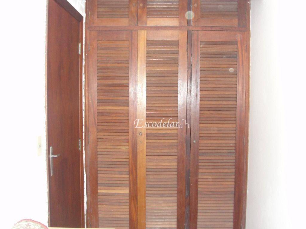 Casa de Condomínio à venda com 4 quartos, 340m² - Foto 18