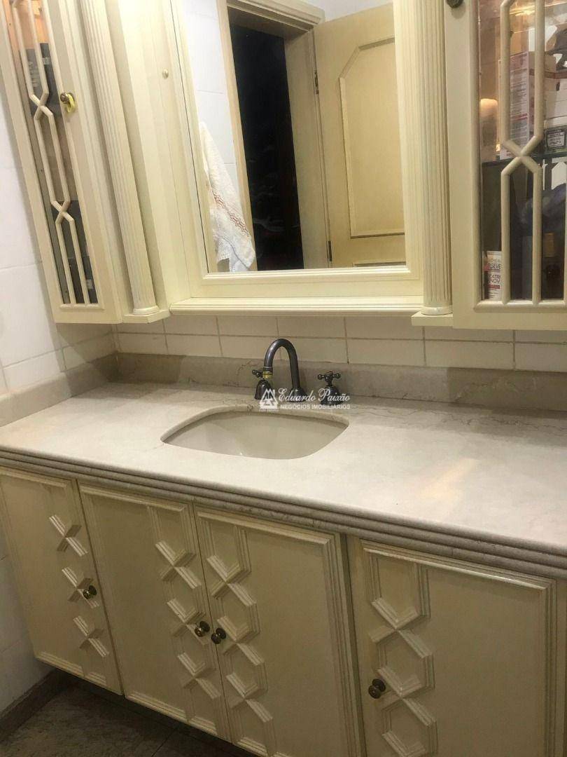 Apartamento à venda com 4 quartos, 230m² - Foto 24