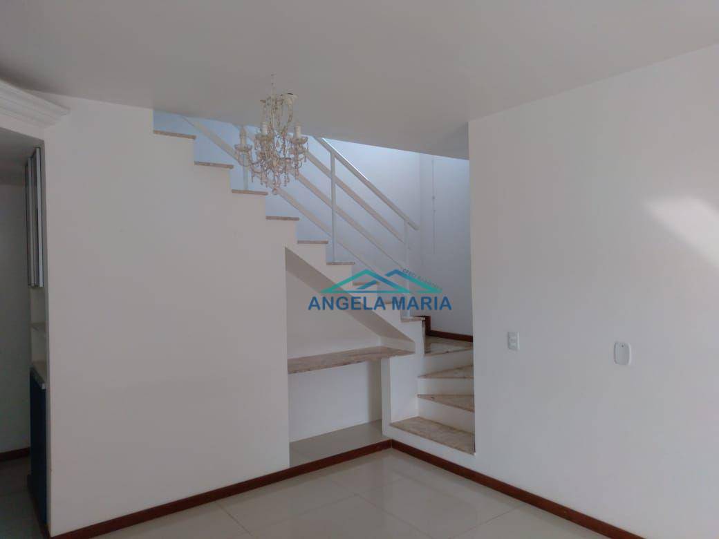 Casa à venda com 3 quartos, 105m² - Foto 6