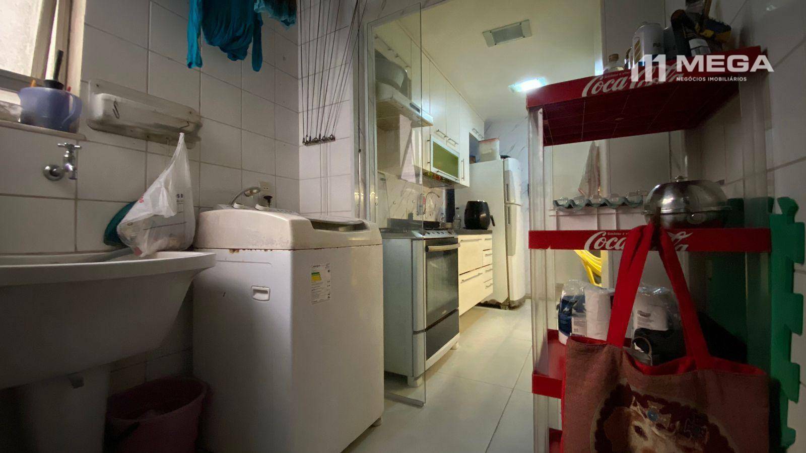 Apartamento à venda com 2 quartos, 78m² - Foto 4