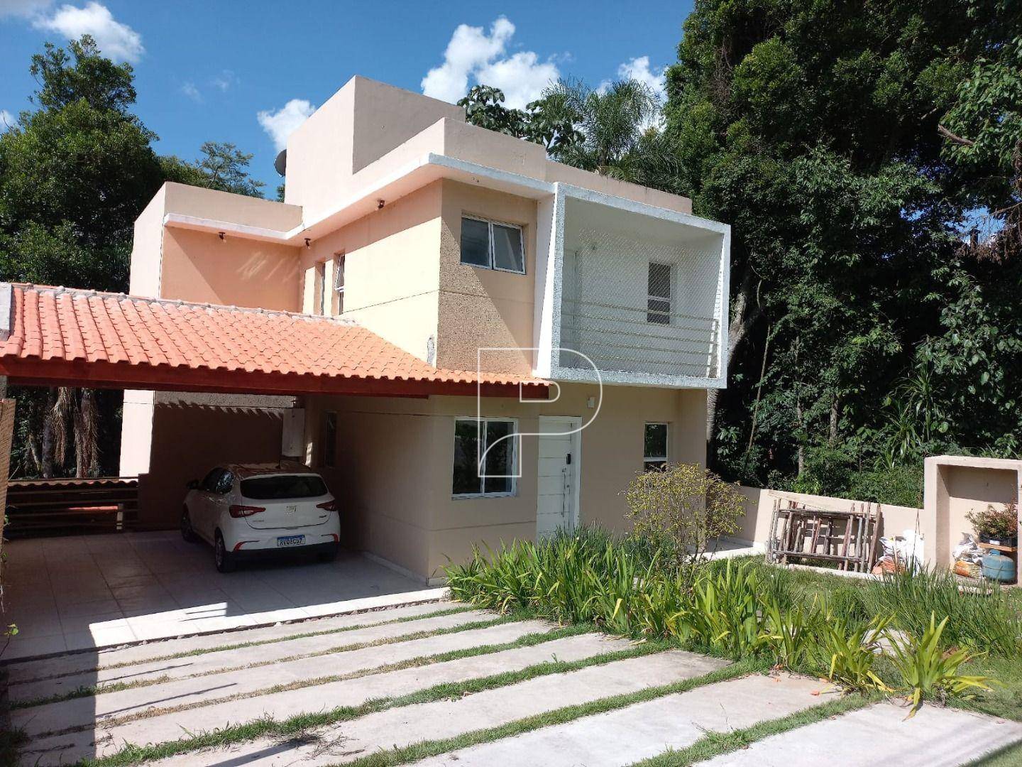 Casa de Condomínio à venda com 3 quartos, 210m² - Foto 1