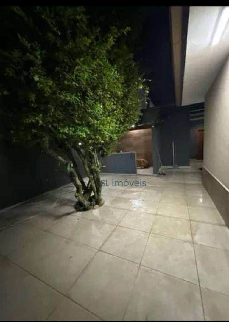 Casa à venda com 4 quartos, 320m² - Foto 20