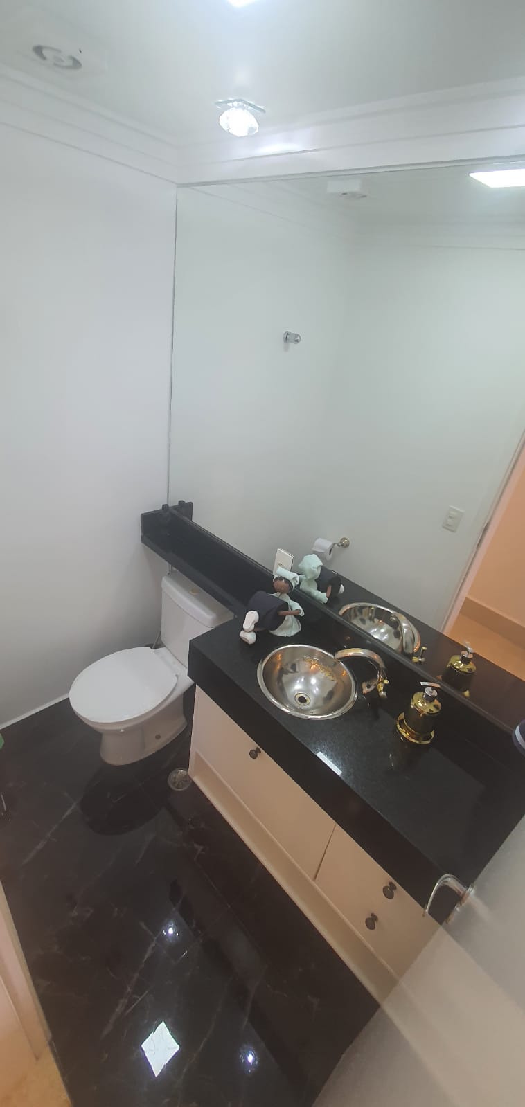 Apartamento à venda com 4 quartos, 266m² - Foto 11