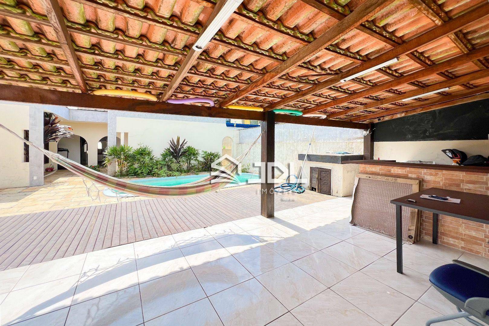 Casa à venda com 4 quartos, 233m² - Foto 44