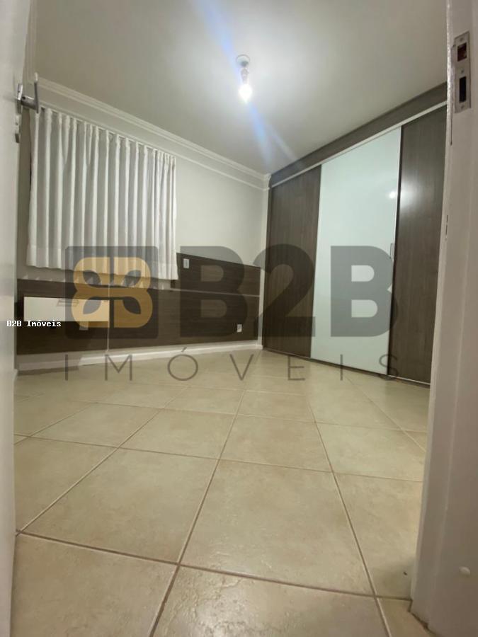 Apartamento à venda com 3 quartos, 90m² - Foto 4