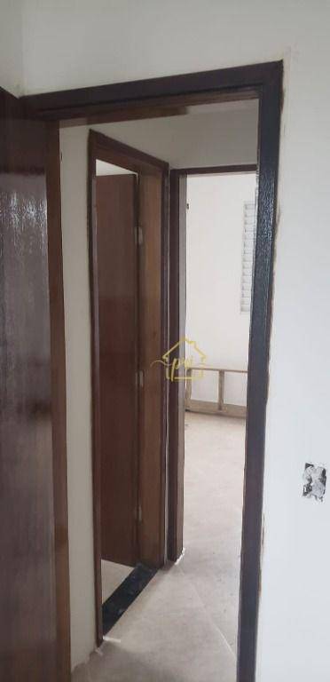 Sobrado à venda com 2 quartos, 60m² - Foto 6