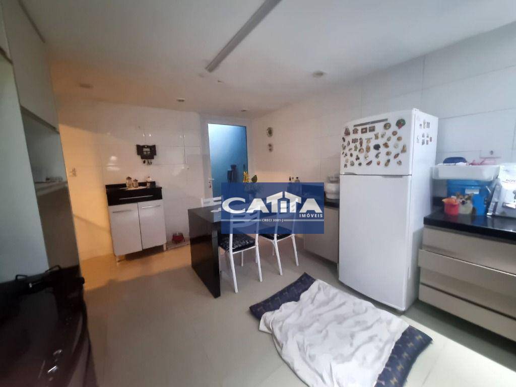 Casa à venda com 2 quartos, 110m² - Foto 11