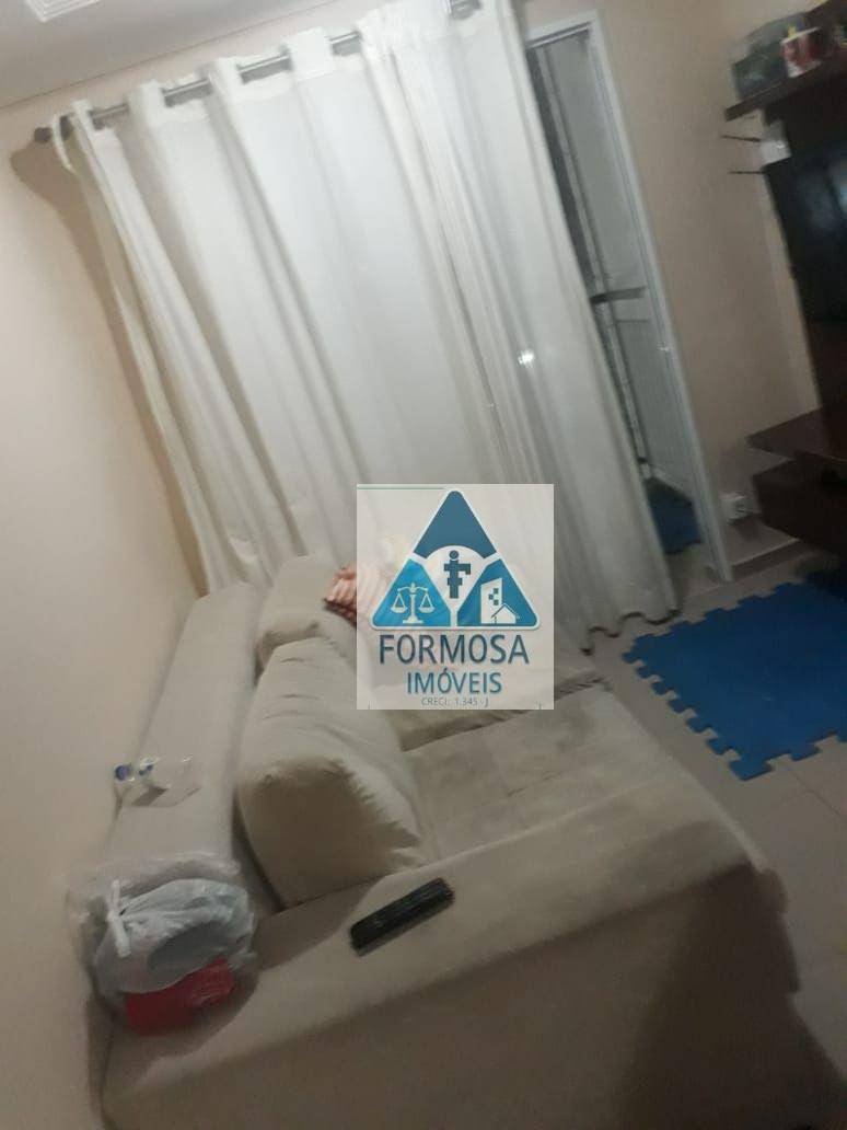 Apartamento à venda com 3 quartos, 5m² - Foto 2