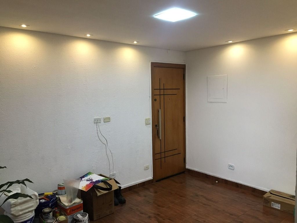 Apartamento à venda com 2 quartos, 57m² - Foto 2