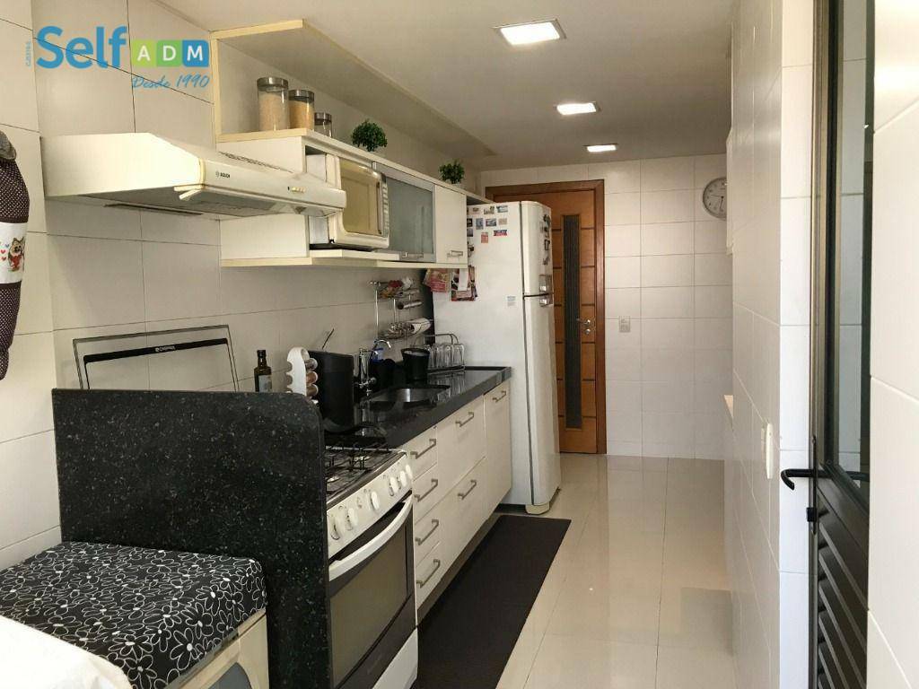 Apartamento para alugar com 3 quartos, 105m² - Foto 15