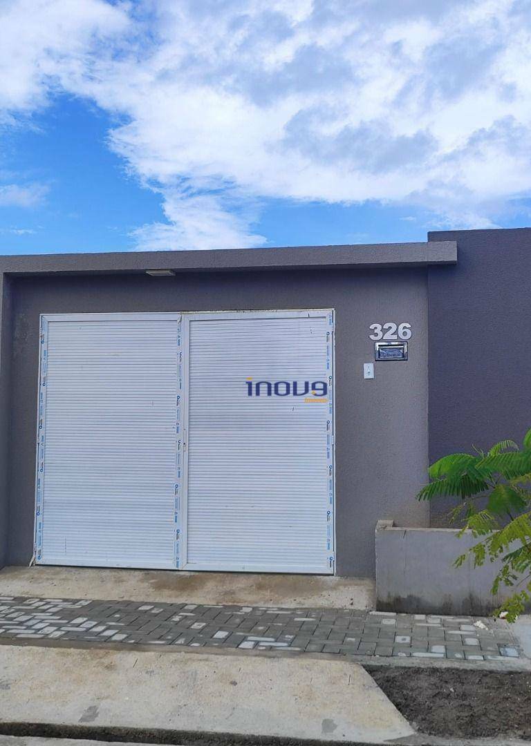Casa à venda com 3 quartos, 84m² - Foto 1