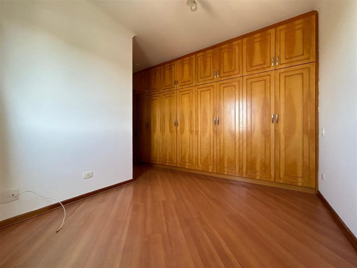 Apartamento à venda com 3 quartos, 109m² - Foto 17