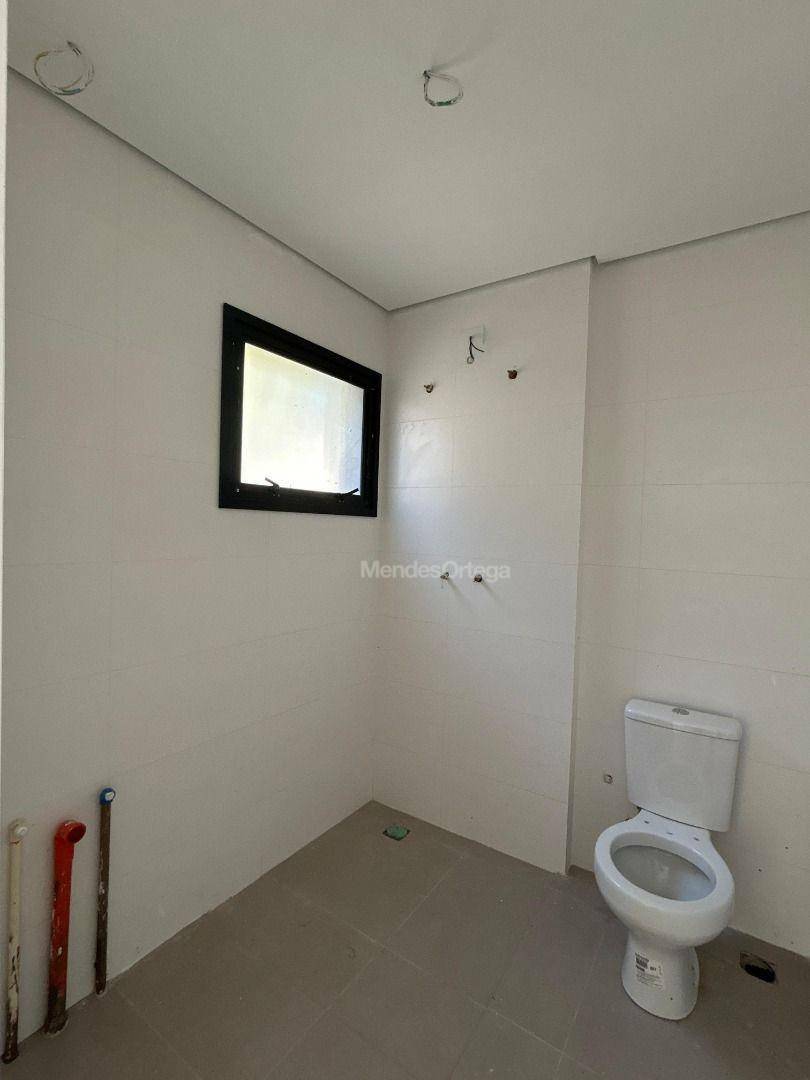 Apartamento à venda com 3 quartos, 177m² - Foto 18