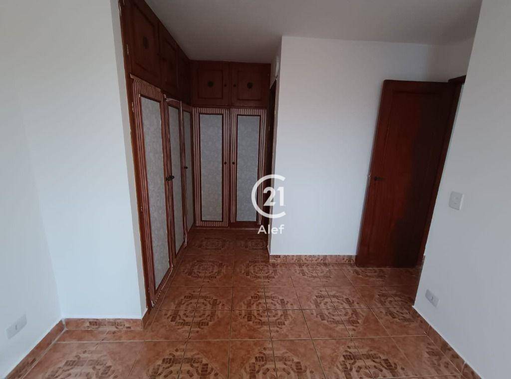 Apartamento à venda com 2 quartos, 80m² - Foto 16