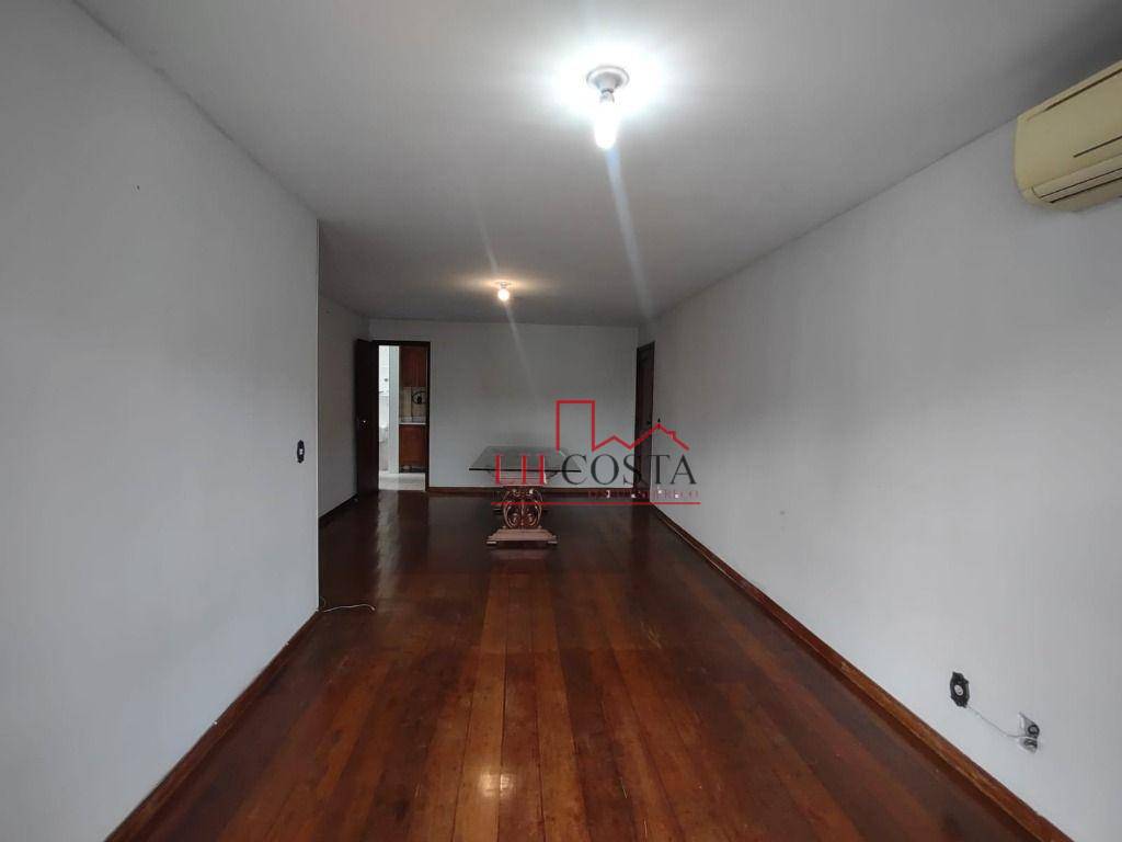 Apartamento à venda com 3 quartos, 140m² - Foto 8