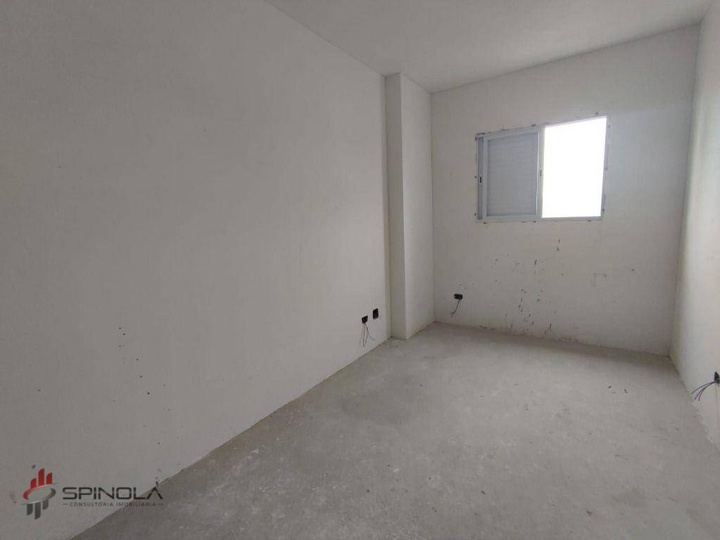 Apartamento à venda com 2 quartos, 75m² - Foto 19