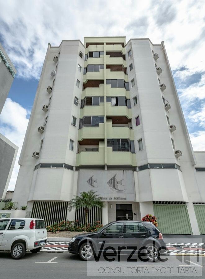 Apartamento à venda com 2 quartos, 126m² - Foto 2