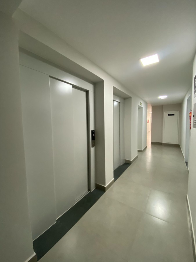Apartamento para alugar com 2 quartos, 34m² - Foto 17