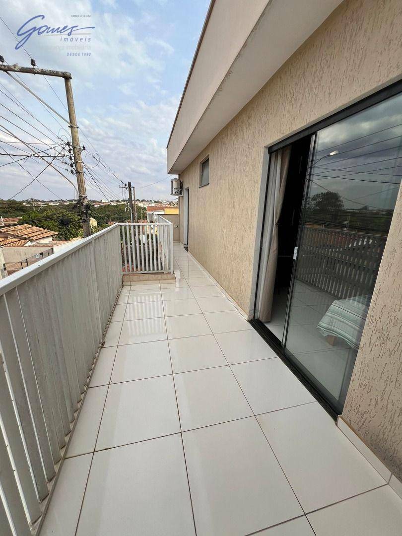 Sobrado à venda com 3 quartos, 200m² - Foto 7