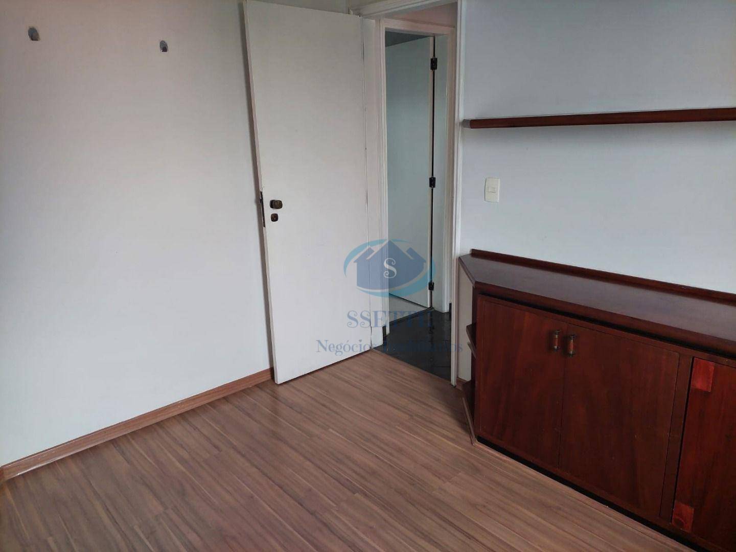 Apartamento à venda com 3 quartos, 80m² - Foto 16