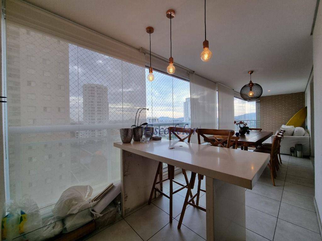 Apartamento à venda com 4 quartos, 145m² - Foto 6