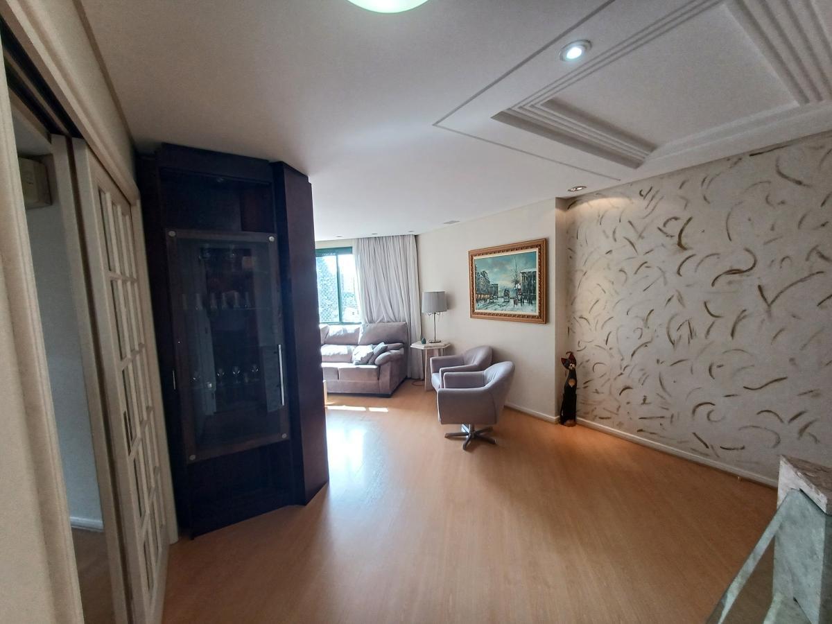 Apartamento à venda com 3 quartos, 150m² - Foto 10