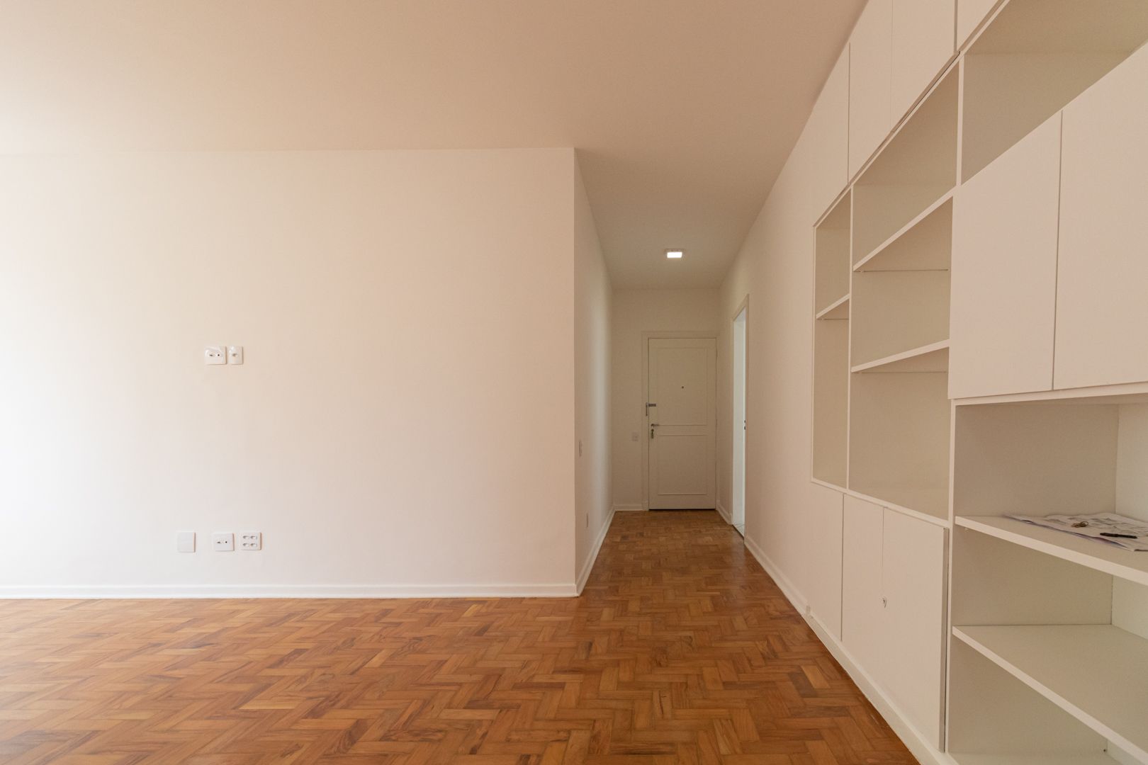 Apartamento à venda com 2 quartos, 86m² - Foto 44