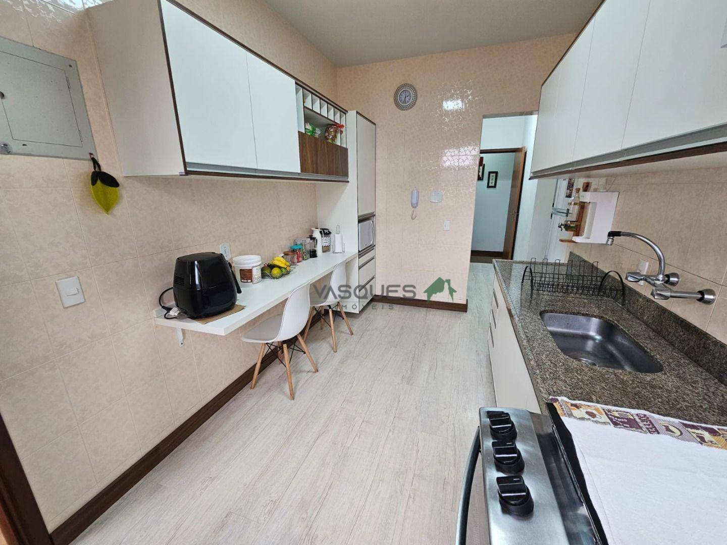 Apartamento à venda com 2 quartos, 76m² - Foto 15