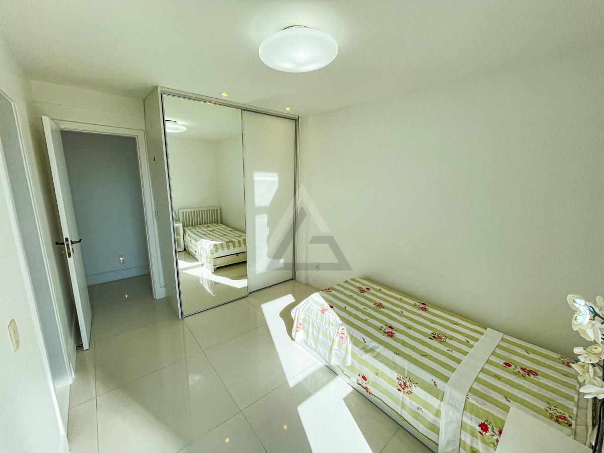 Apartamento à venda com 4 quartos, 168m² - Foto 21