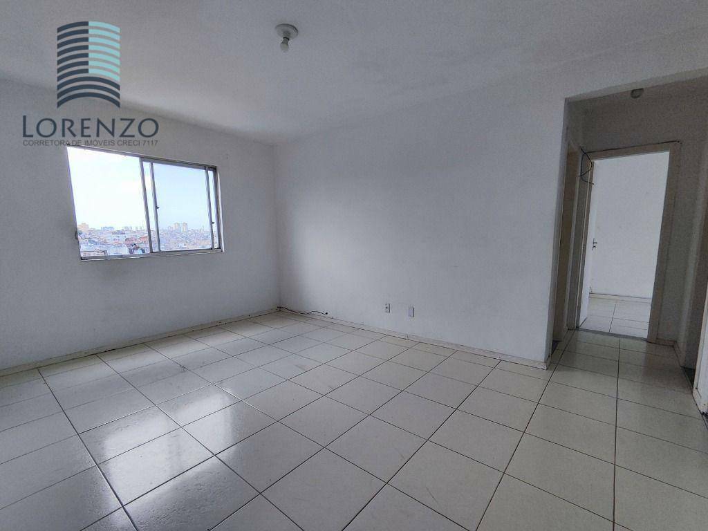 Apartamento à venda com 2 quartos, 70m² - Foto 1