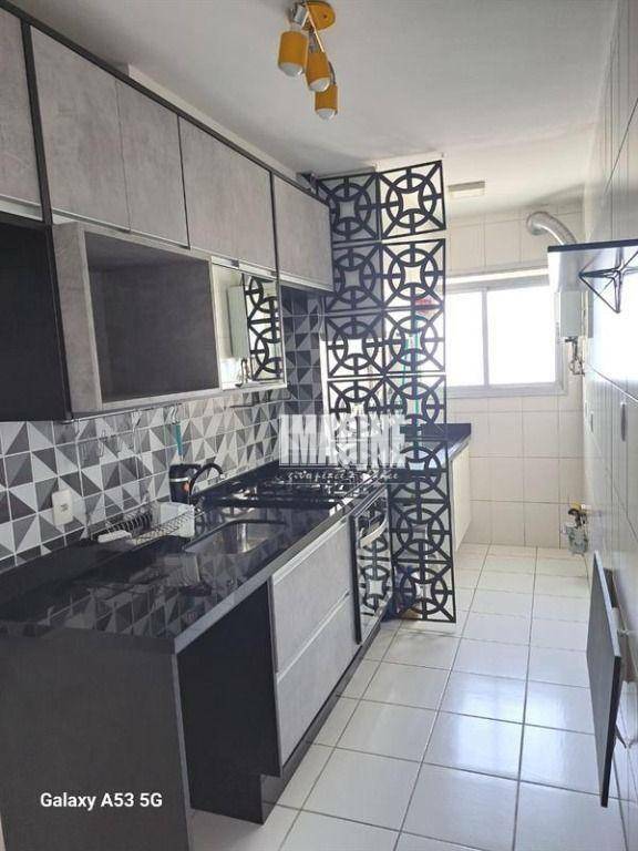 Apartamento à venda com 2 quartos, 63m² - Foto 10