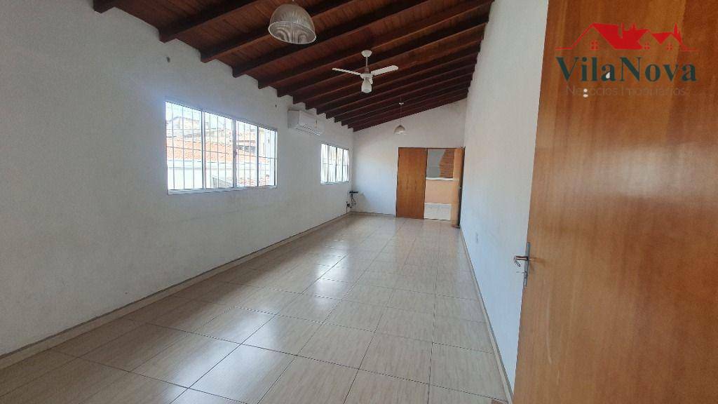 Casa à venda com 4 quartos, 200m² - Foto 5