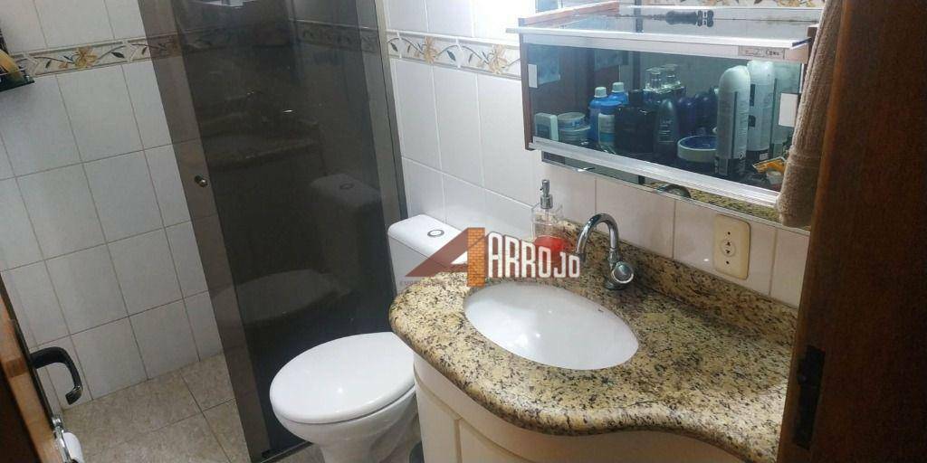 Sobrado à venda com 3 quartos, 100m² - Foto 25