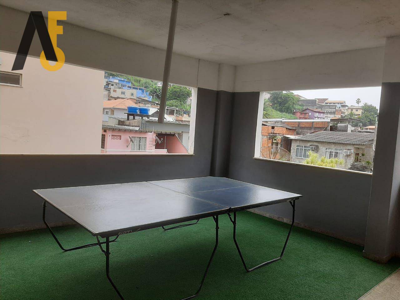 Apartamento à venda com 2 quartos, 75m² - Foto 1