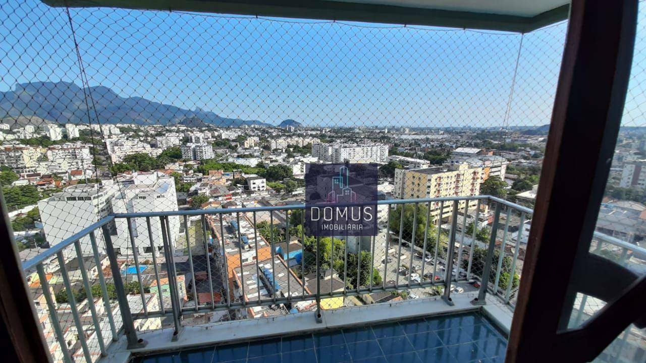 Apartamento à venda com 2 quartos, 76m² - Foto 4