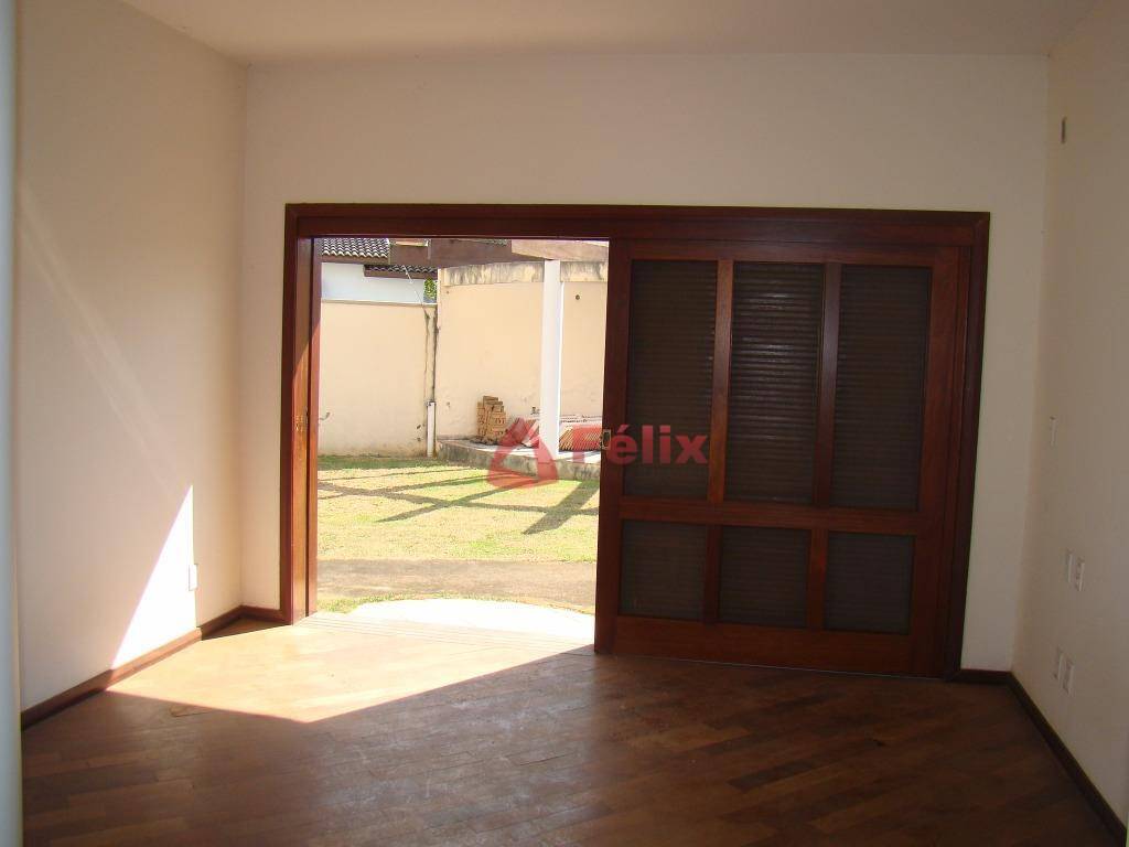 Casa de Condomínio à venda com 3 quartos, 320m² - Foto 23