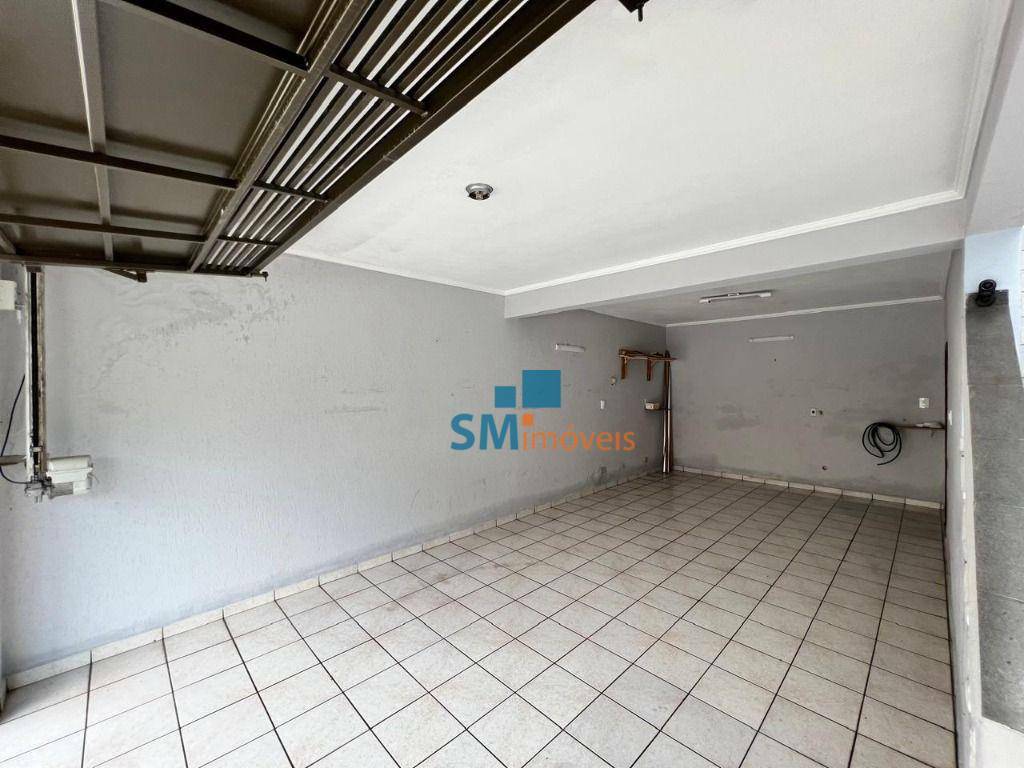 Sobrado à venda com 3 quartos, 250m² - Foto 40