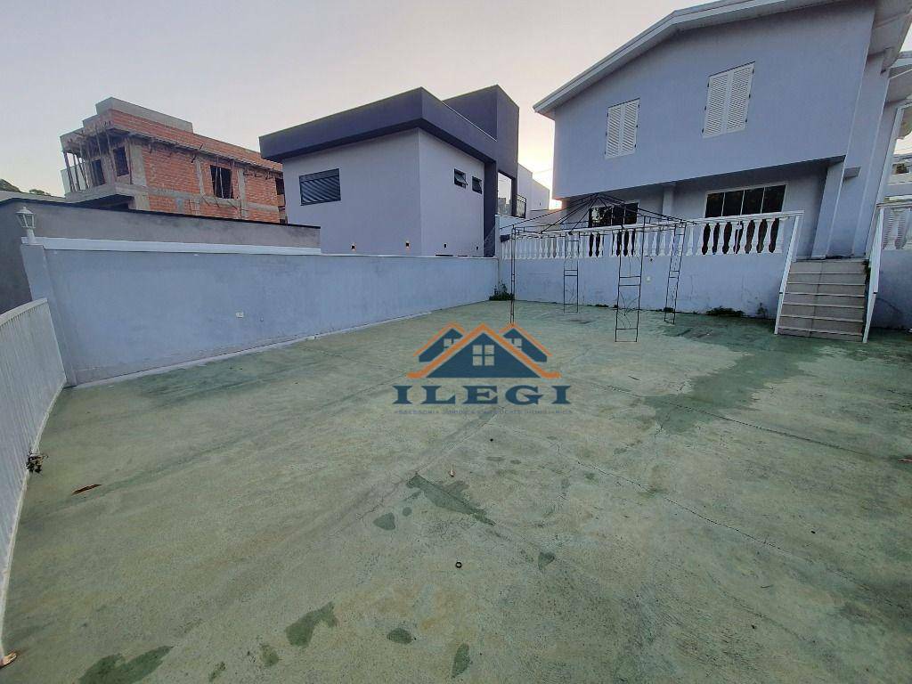 Casa de Condomínio à venda com 4 quartos, 250m² - Foto 4