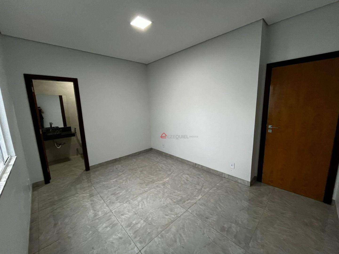 Casa à venda com 3 quartos, 165m² - Foto 9