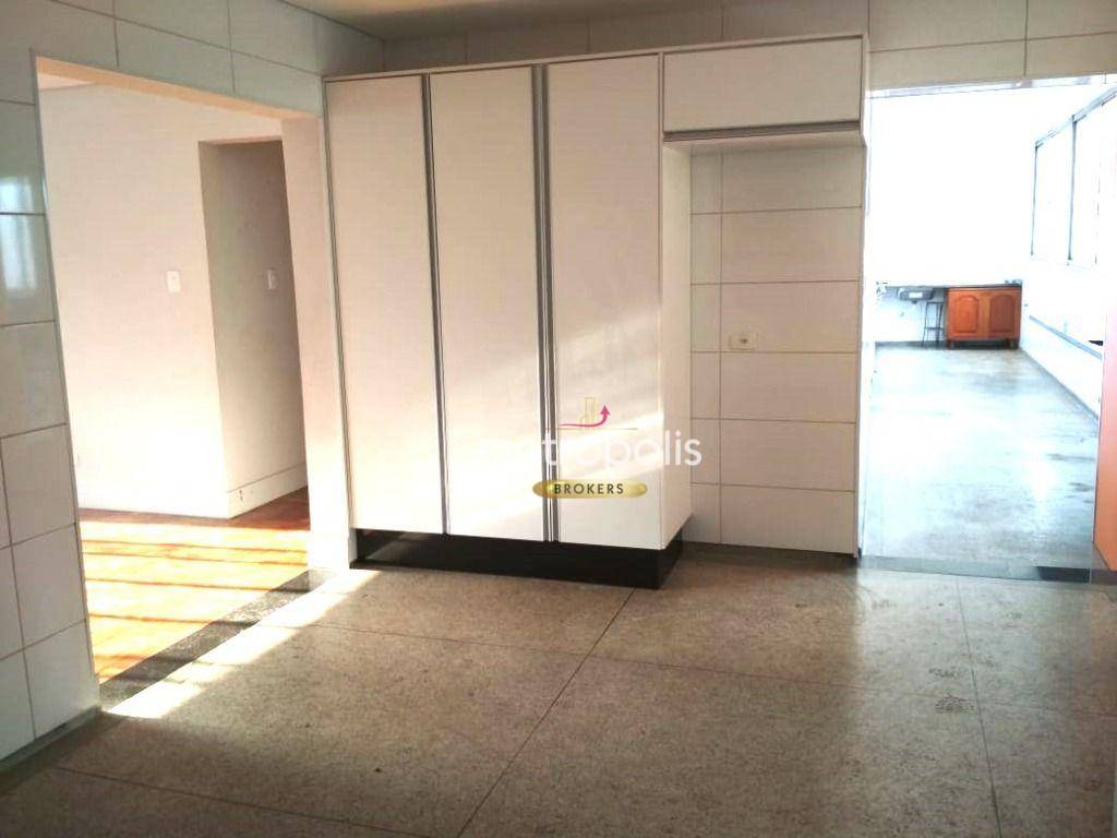 Apartamento à venda com 3 quartos, 220m² - Foto 9