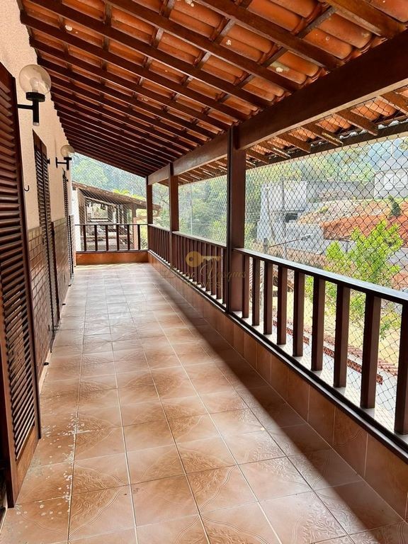 Casa de Condomínio à venda com 4 quartos, 350m² - Foto 35