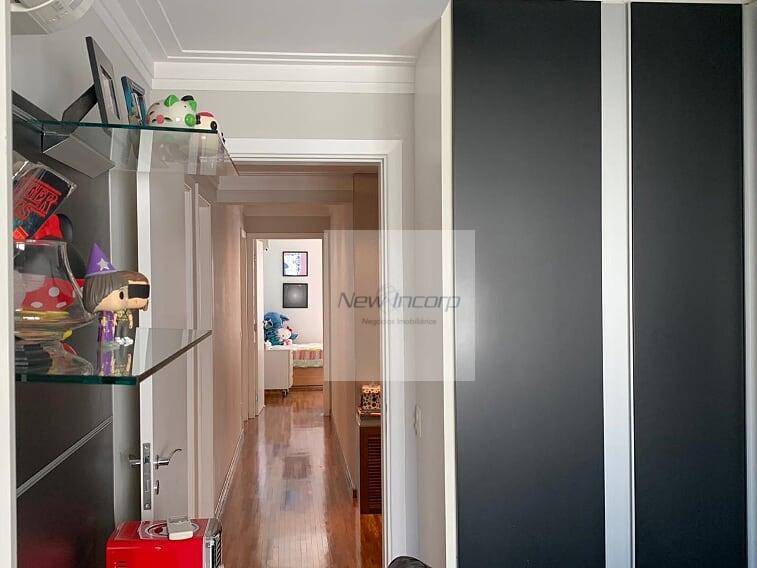 Apartamento à venda com 4 quartos, 198m² - Foto 21